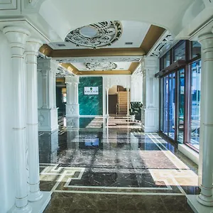 Hotel Emerald